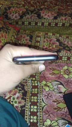 iphone 11 no open no repair urgent for sale contact no 03199104517