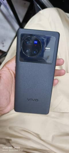 vivo x80  (flagship)
