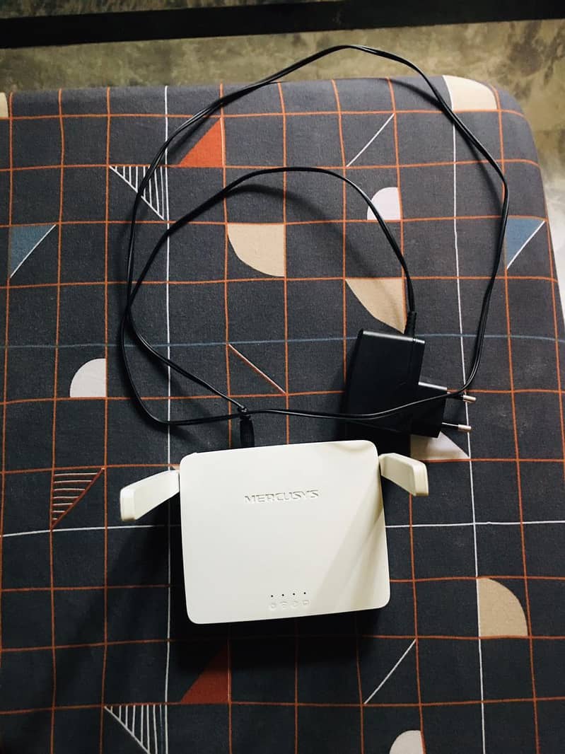 Mercusys Router MW302R Working Fine 10/10 1