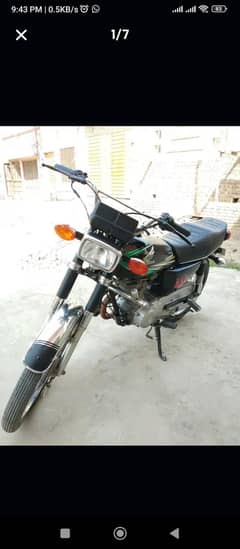 Honda 125cc 13/14 for sale.