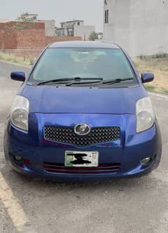 Toyota Vitz 2012