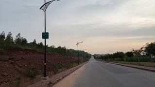 Hot Deal! 5 Marla Plot in Developed Sector Ready to Build
