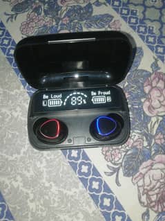 earphone aik gharab ha left wala right wala sahi ha