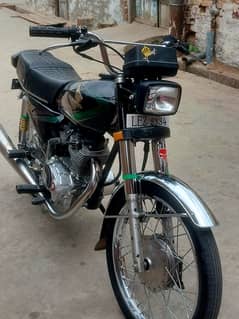 URGENT SELLING FOR {HONDA CG125} PLEASE COMFORT TO REVIEW!!,