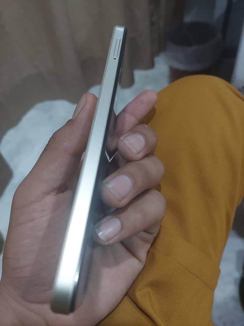 Tecno spark go 4 ram 64 memory 3