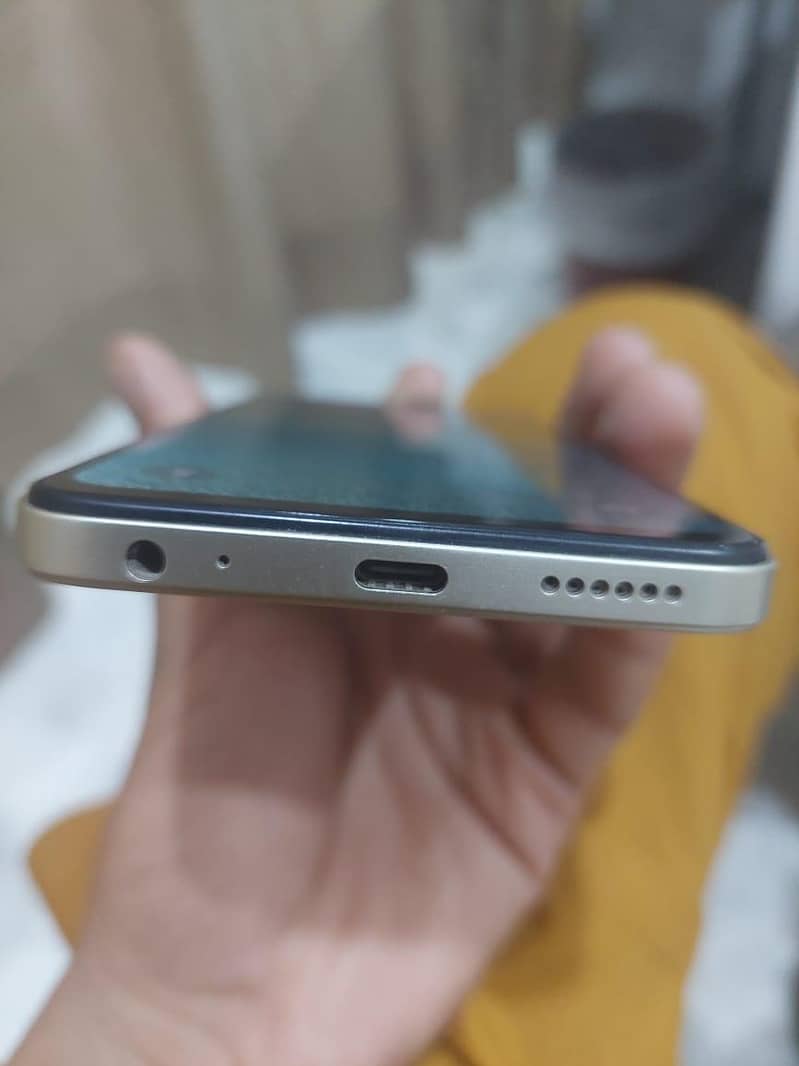 Tecno spark go 4 ram 64 memory 4