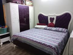 Deco bedroom set in good condition for sale