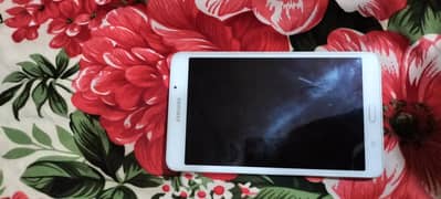 Samsung Tablet white colour