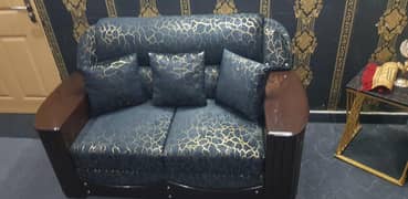 Velvet sofa set 3 2 1  only 6months used