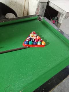 Pool + video game