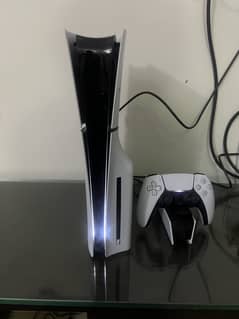 PlayStation 5 Slim Disk UK edition (only 1 month used) brand new