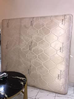 King Size Diamond Supreme Mattress. 5 years warranty