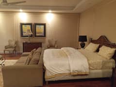 CANTT,EXECUTIVE LUXURY APARTMENTS AND FURNISHED LUXURY HOUSE FOR RENT GULBERG GARDEN TOWN SHADMAN GOR LAHORE