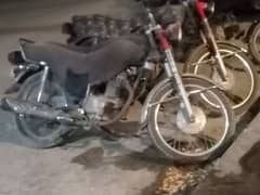 125