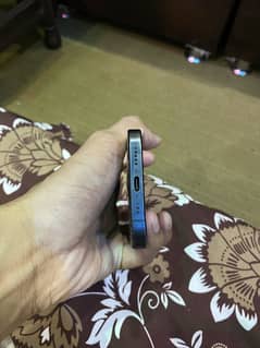 iPhone 15 pro Panel Break