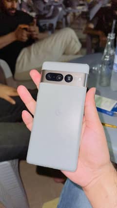 GOOGLE PIXEL 7 PRO OFFICIAL