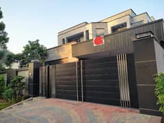 100% Orignal Ad 1 Kanal Brand New Modern Design House For Rent In DHA Phase 4 Lahore.