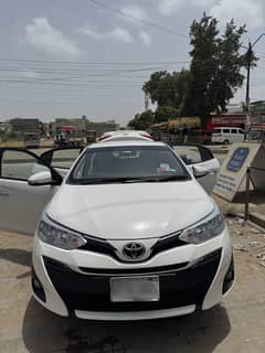 Yaris 1.5 CVT Ativ X