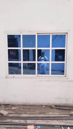 Aluminum window