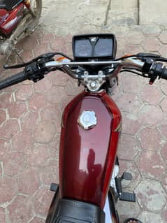 Cg125 special edition red colour