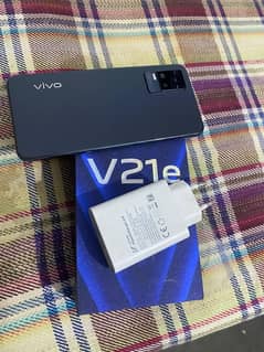 vivo v21e 8/128  Snapdragon 720G 4000mAh