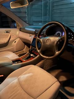 Mercedes C200