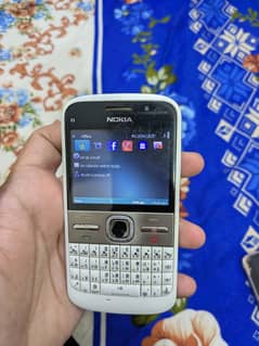 Nokia E5