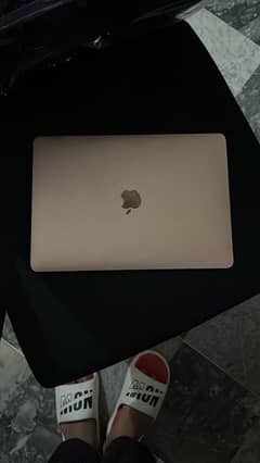 Macbook
