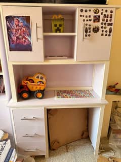 Kids study table and book rack