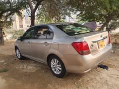 Toyota Corolla Axio hybrid 1.5 2014
