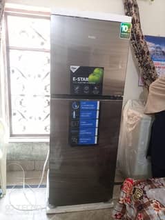 Haier hrf-438 epcw Refrigerator full size Brand New