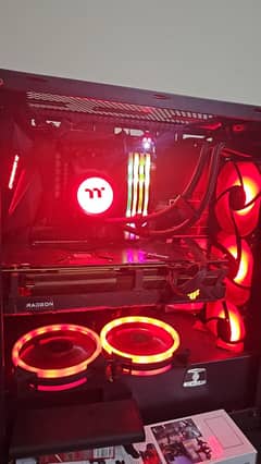 AMD RYZEN 9 3900XT ASUS CH7 ASUS 6700XT 12GB 32GB DDR4 water cooled