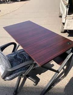 Computer Table/Laptop Table/ contact us WhatsApp 0,340/7971/255