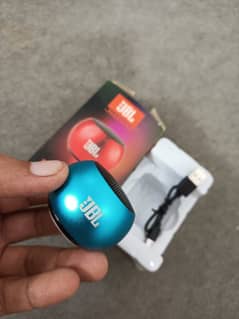 JBL Bluetooth Speaker hai
