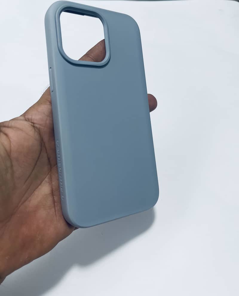 iPhone 15 Pro Max Rhinoshield Solid Suit Case 2