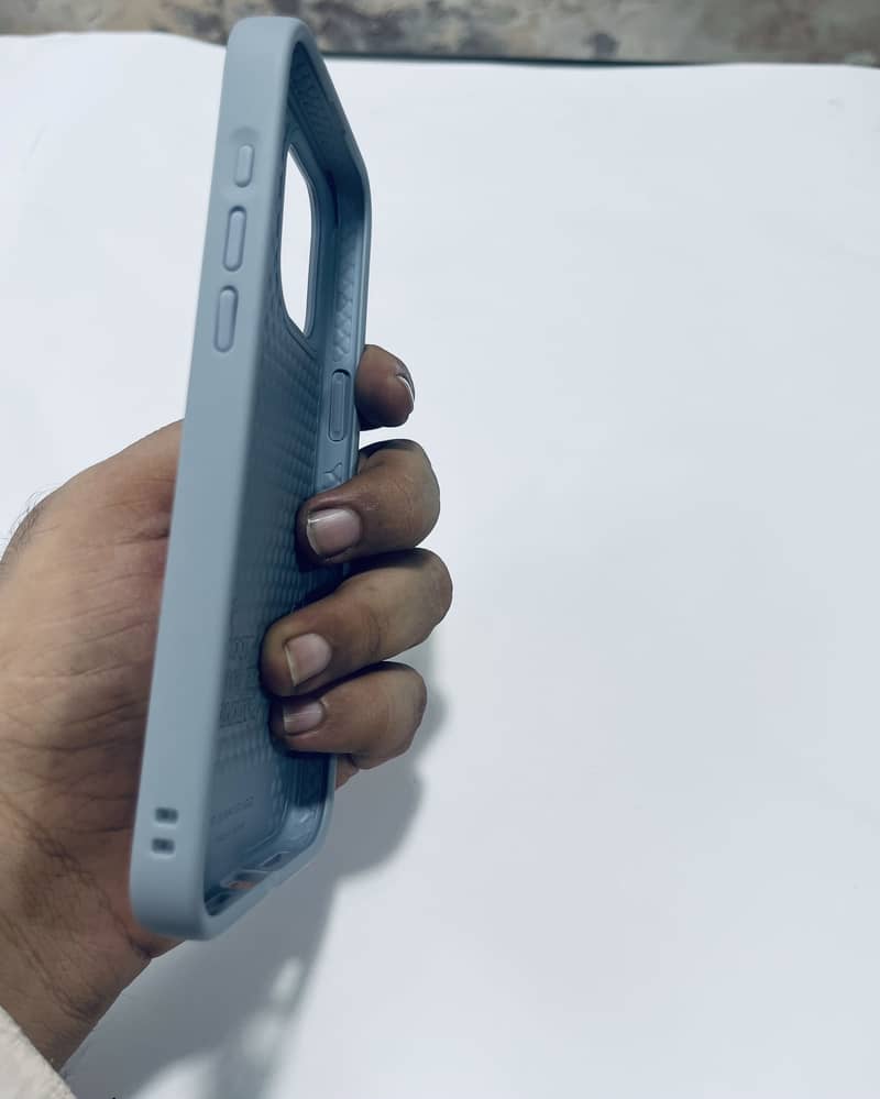 iPhone 15 Pro Max Rhinoshield Solid Suit Case 3