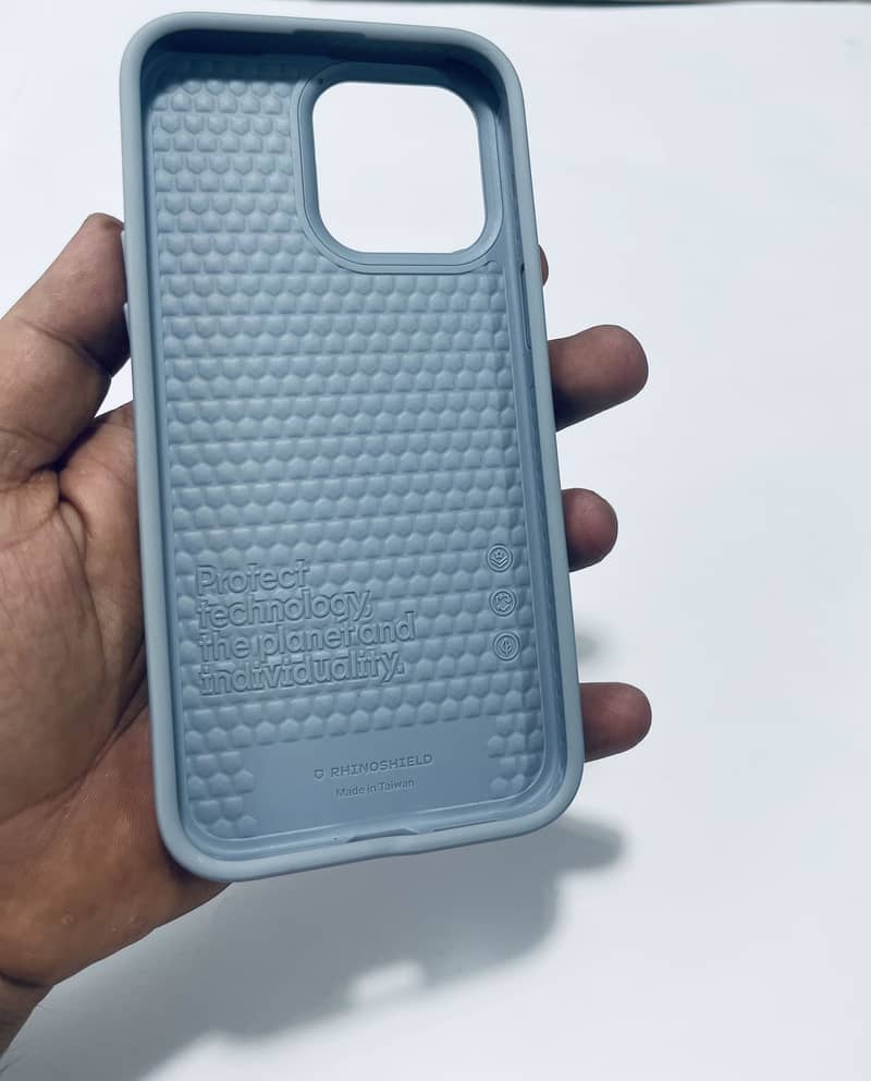 iPhone 15 Pro Max Rhinoshield Solid Suit Case 4