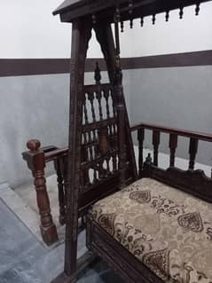 jhoola swing