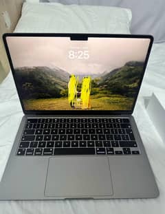 Apple MacBook  Air 13 inch 2024 M2