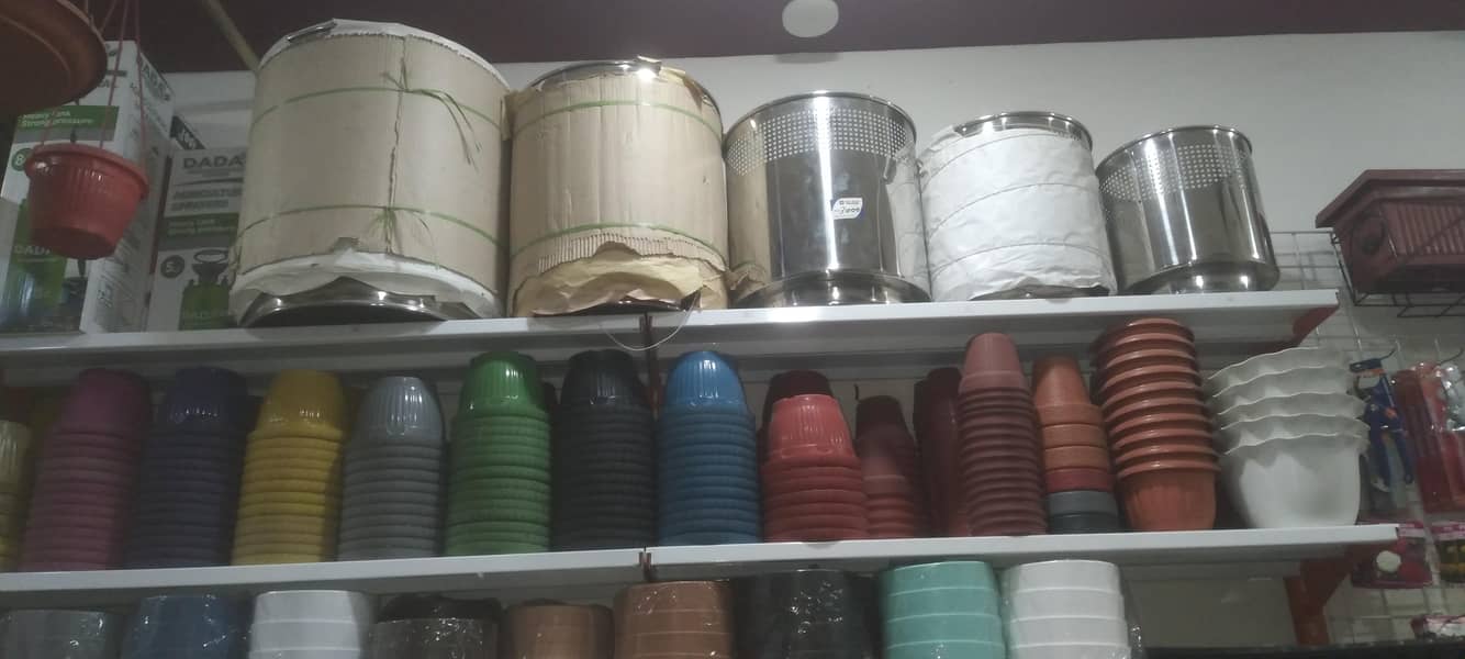 plastic planter diffrint sizez 10