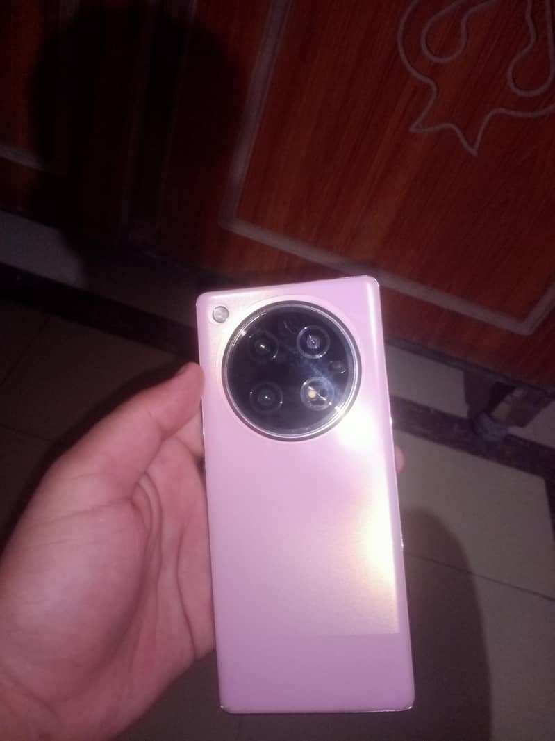 INFINIX zero 40 in 10/10 condition 1