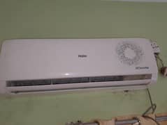 Haier AC 1 ton DC inverter. 0323.4811011
