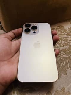 iPhone 13 Pro J. V