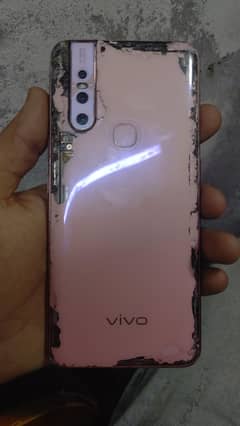 vivo v15 non 8/256  penal damige back far hai Baki all ok hai exchange