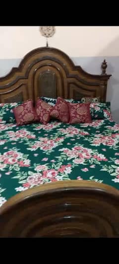 home furniture lush condition