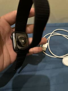 APPLE WATCH SERIES 5 44MM – ORIGINAL CHARGER – GOOD CONDITION