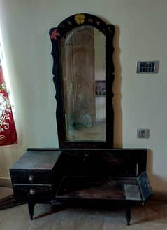dressing table with mirror
