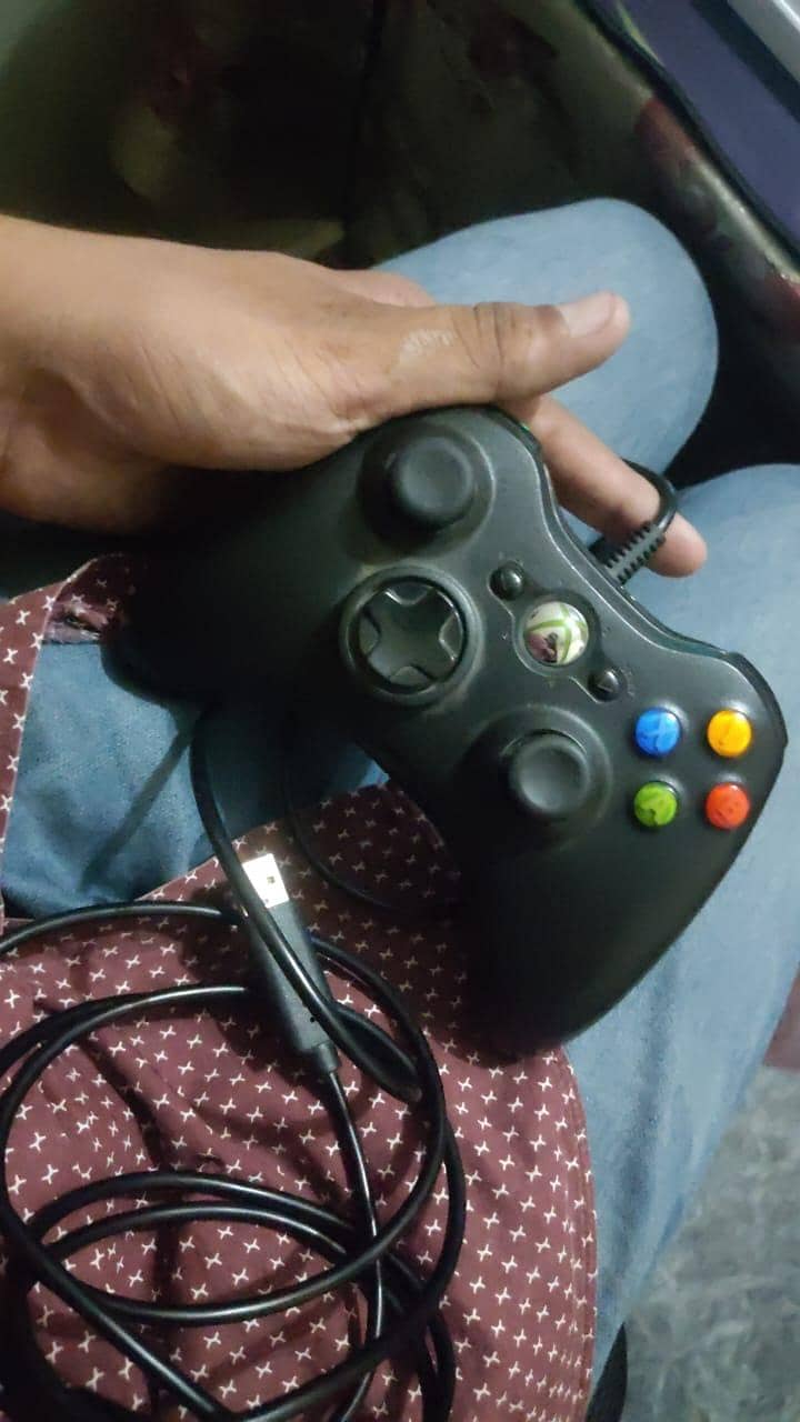 xbox 360 wired controller 10/10 with box 0