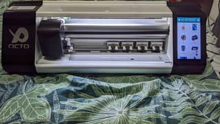 octo 16" Mobile skins cutting machine