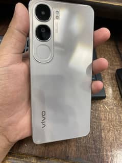 Vivo Y200 | 8GB+256GB | 7 Months Officially Warranty Remaining